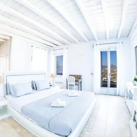 Beachfront Luxury Santa Barbara Villa Ano Mera