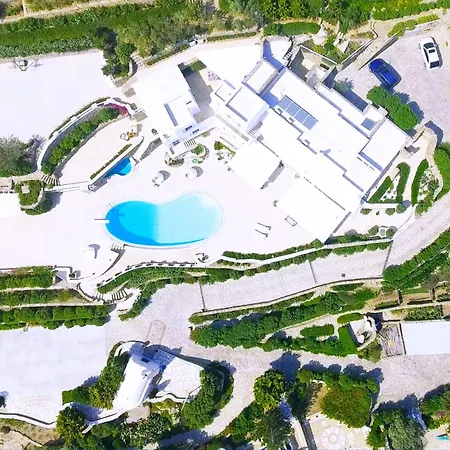 Beachfront Luxury Santa Barbara Villa