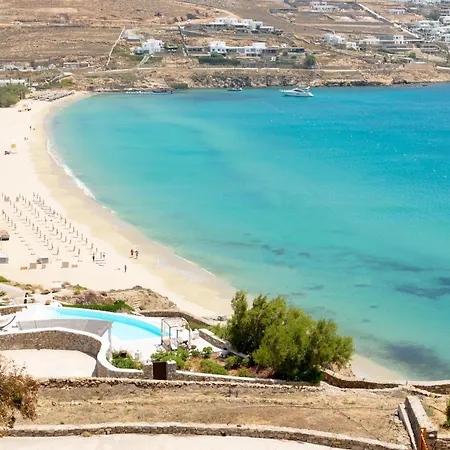 Beachfront Luxury Santa Barbara * Ano Mera