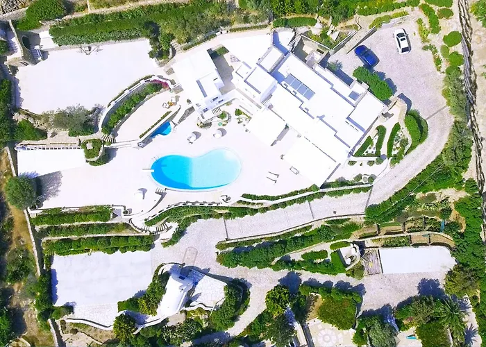 Beachfront Luxury Santa Barbara Villa