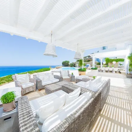 Willa Beachfront Luxury Santa Barbara