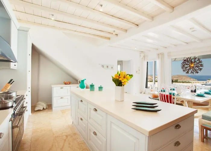 Beachfront Luxury Santa Barbara Willa *