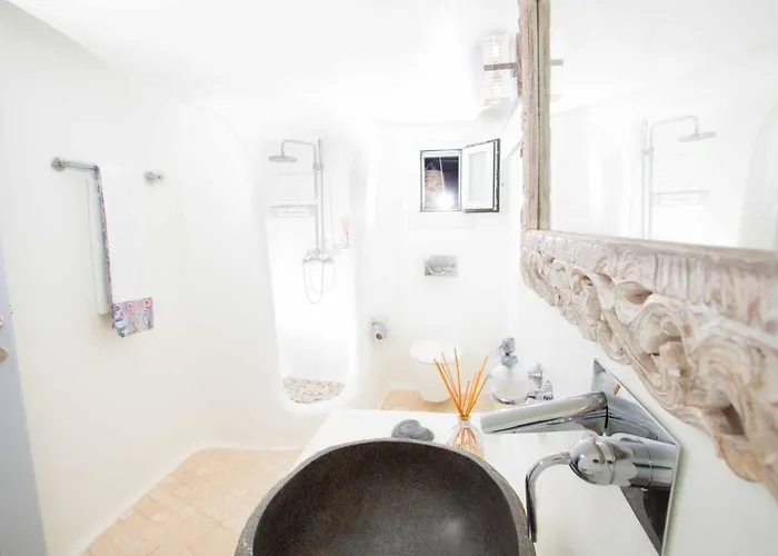 Beachfront Luxury Santa Barbara